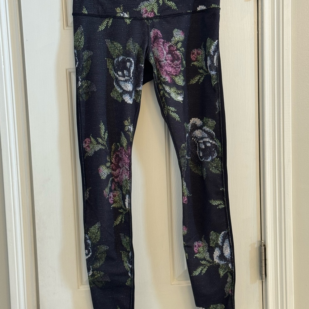 Lululemon Black Floral Pattern Pants